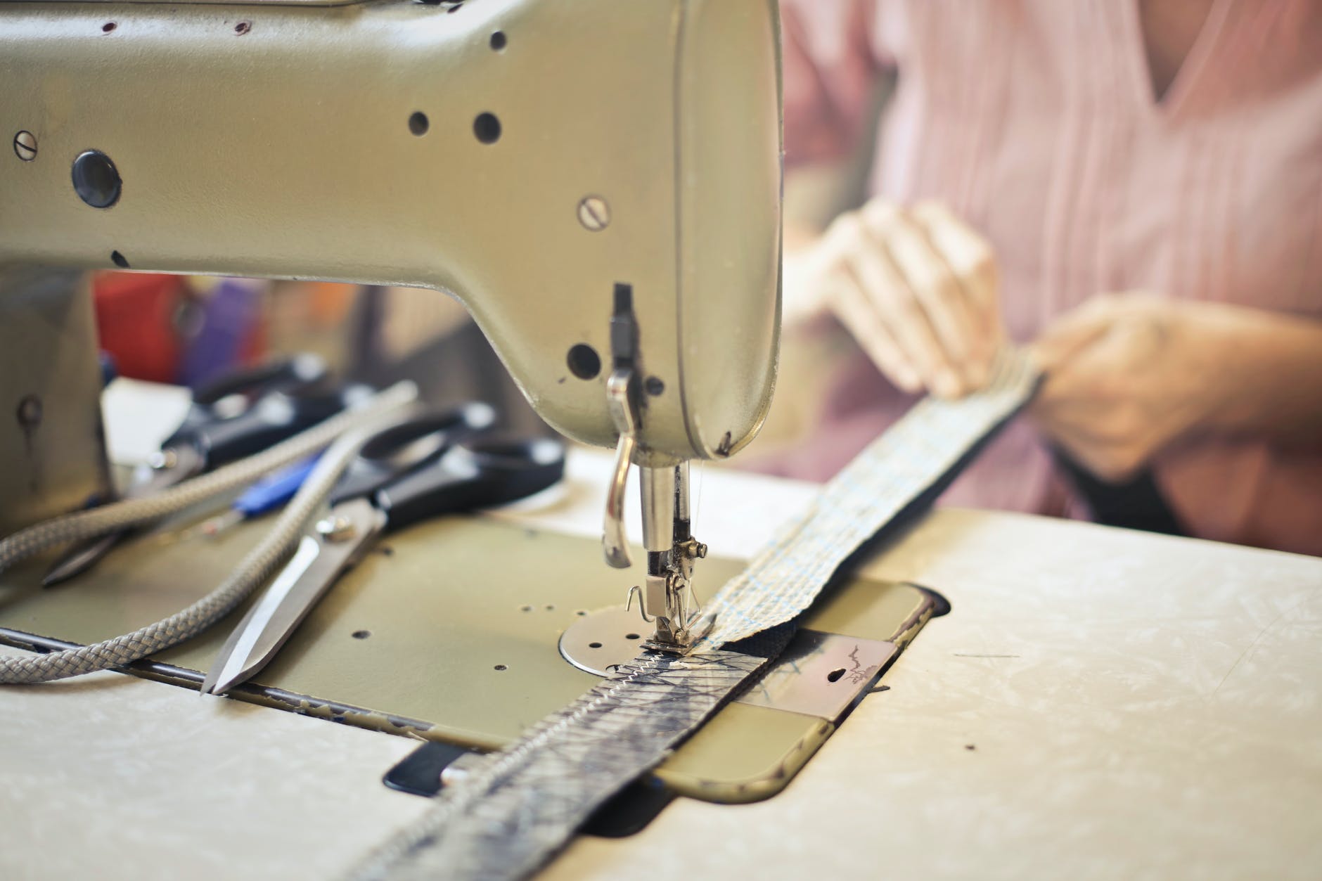 The cost of repairing a sewing machine